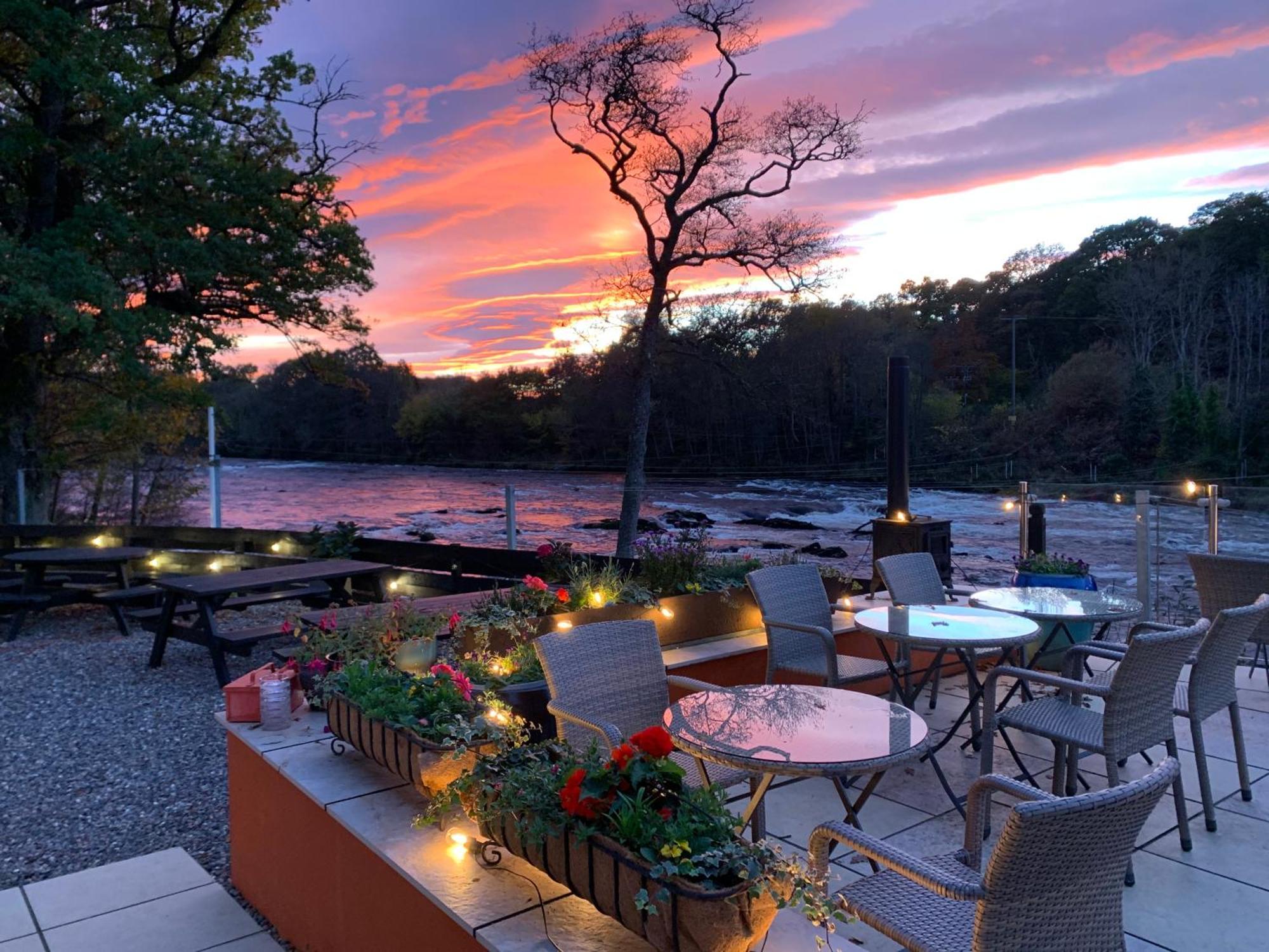 The Inn On The Tay Pitlochry Bagian luar foto